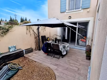 maison 3 chambres à la tour-d'aigues avec place de parking