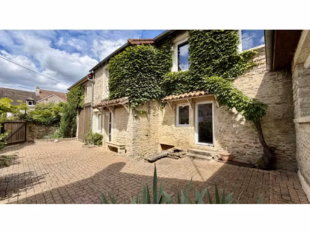 maison en pierres restauree