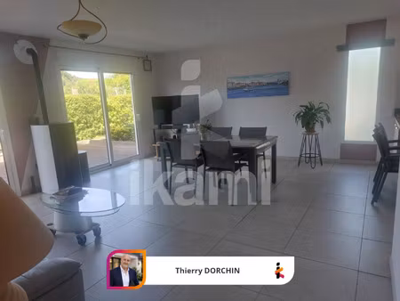 briscous : grande maison avec terrasse