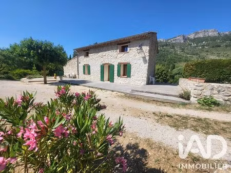 maison de campagne à villeperdrix (26510)