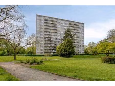 appartement 2 chambres avec terrasse et vue dégagée