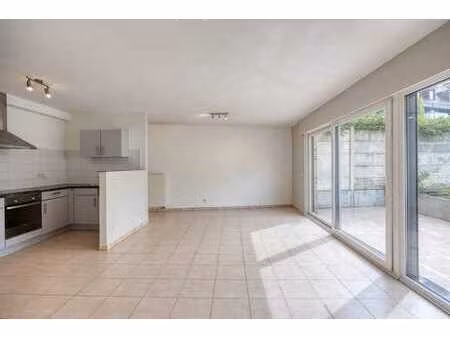 spacieux appartement en duplex avec garage dans un emplaceme