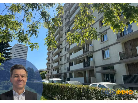 t3 de 67m² + parking + cave à grenoble proche de toutes commod