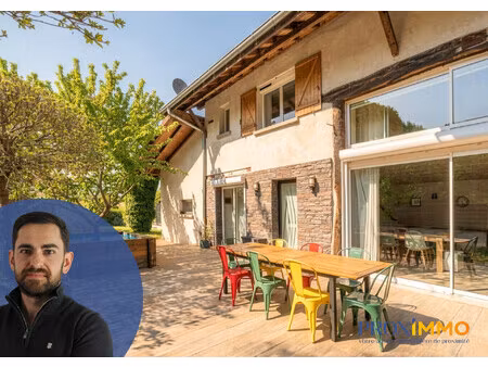 saint-cassien – maison ancienne rénovée avec jardin  3 chamb