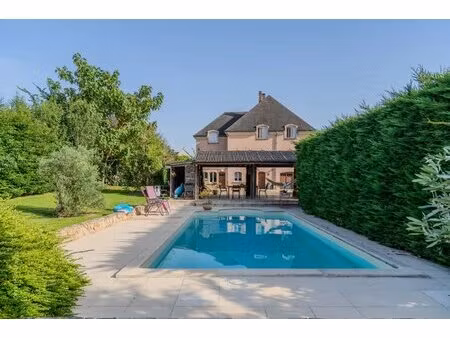 saint-mard (77230) – propriété d'architecte avec salon cathédral  piscine  parc paysager d