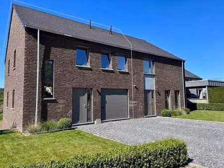 maison 4 chambres avec garage à forrières