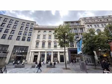 bureaux prestigieux à louer sur la meir à anvers.