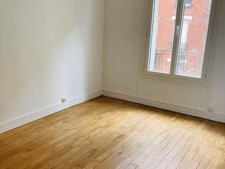 rue pierre curie - 3 pièces - 49m²