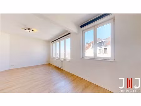 studio à louer à boulevard du midi 106 bruxelles (vbe41343)