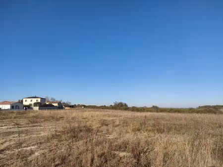 vente terrain 180 m² à fons (30730)  64 900 €