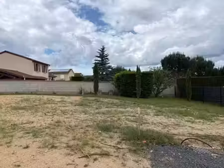 vente terrain 460 m² à saint-marcellin-en-forez (42680)  79 000 €