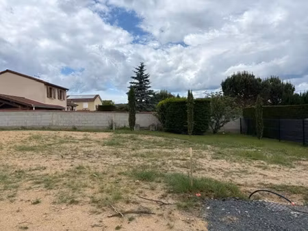 vente terrain 460 m² à saint-marcellin-en-forez (42680)  79 000 €