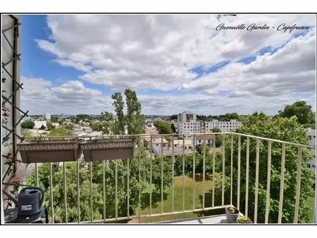 bordeaux cauderan - appartement 3/4 pièces 69 m² avec balcon  parking et cave