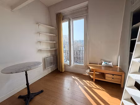 studette de 10 52m² paris 19ème