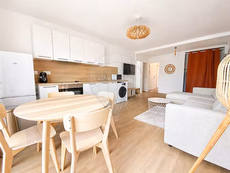 location meublée appartement 5 pièces 84 m² à pessac (33600)  540 €