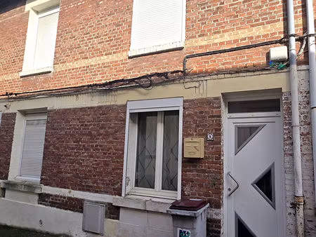 baisse de prix ! saint quentin maison 2 pièce(s) 60 m2 avec courette