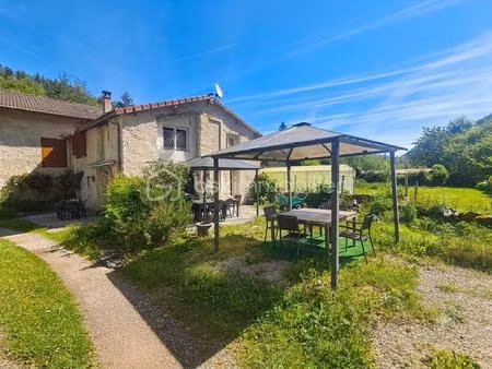 grange de 100 m² à larbont