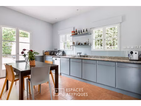 maison de maître rénovée du xixème siècles avec piscine