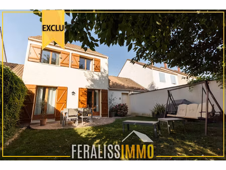 maison lumineuse dans un secteur recherché !