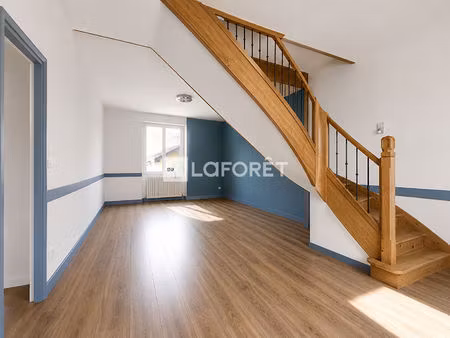 a louer - peronnas - maison triplex avec piscine et garage double