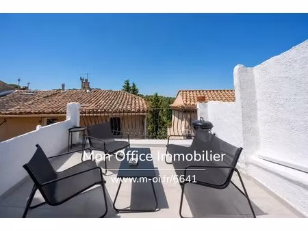 référence : 6641-cdi - spécial investisseur – maison de village avec terrasse et locataire