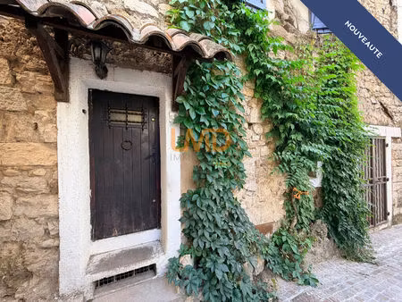 maison en pierre au cœur de trans-en-provence