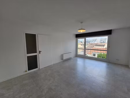 bordeaux - gare st jean - joli t4 de 79m2