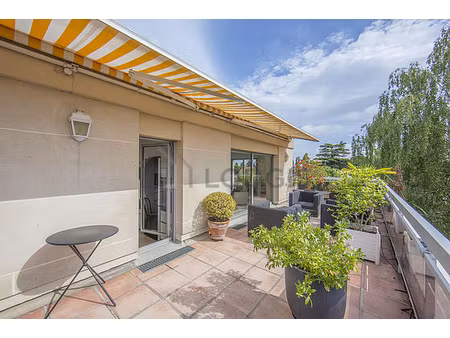 appartement 1 chambre meublé avec garage  terrasse et ascenseur