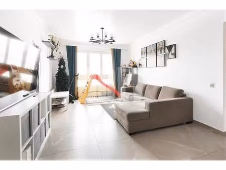 doly - appartement- les lilas  93260
