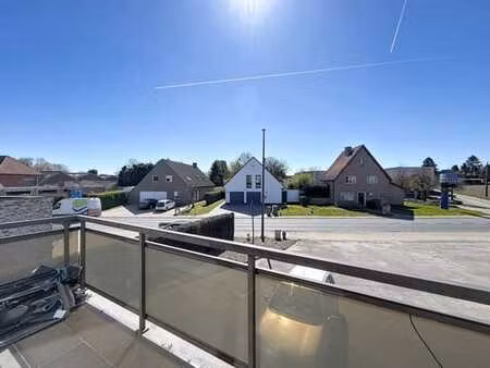 superbe appartement + combles et terrasse + poss. garage