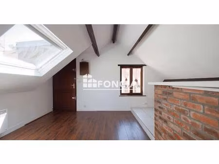 melun: emplacement idéal en plein centre-ville ! studio de 19 m² à deux pas de la fac de d
