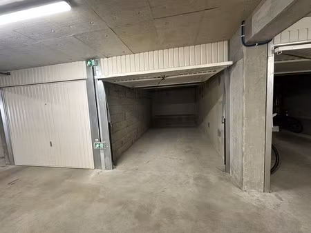 garage quartier cathédrale mairie