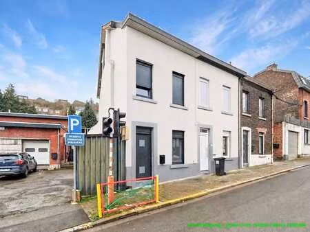 maison 3 façades idéale pour un 1er achat ou investissement