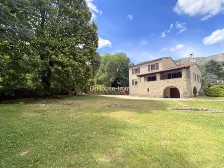 exclusivité mayres  maison familiale de plan pied sur garage d'environ 132 m² habitables é