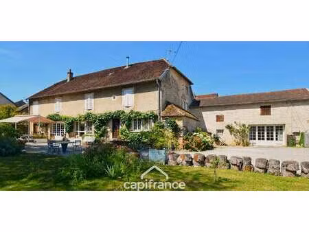 propriété avec jardin beaufort (39)