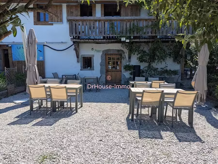 vente locaux professionnels 115 m² à taninges (74440)  305 000 €