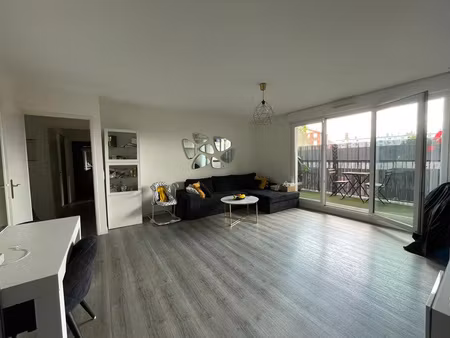 ** romainville plein centre ville **