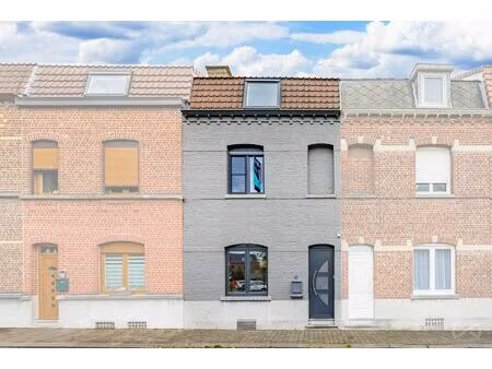 maison à louer à rue jeanne d'arc 41 tournai (vbe41460)