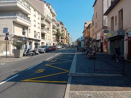 vente locaux professionnels 0 pièces 91.7 m² à saint-laurent-du-var (06700)  500 000 €