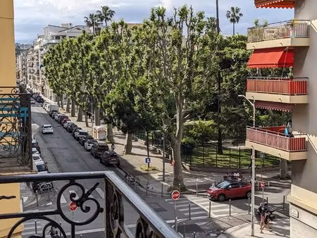 à louer nice riquier - bail étudiant 9 mois ferme - 2 pièces compact neuf et meublé avec b