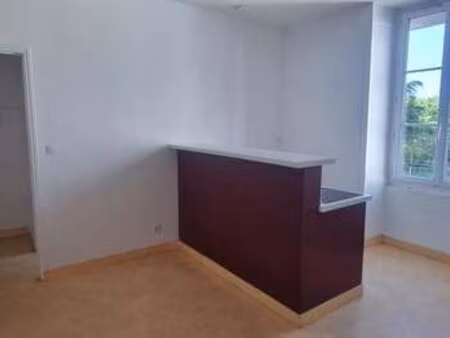location appartement 2 pièces à nantes (44000) : à louer 2 pièces / 34m² nantes