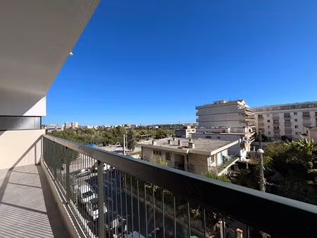 appartement saint laurent du var 3 pièce(s) 71 m2