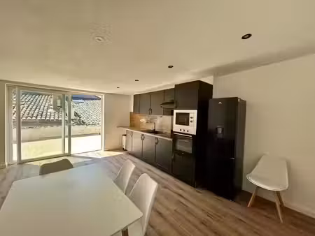 vente immeuble 8 pièces 320 m² à volonne (04290)  359 000 €