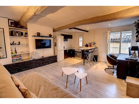 location meublée appartement 1 pièce 28 m² à trans-en-provence (83720)  590 €