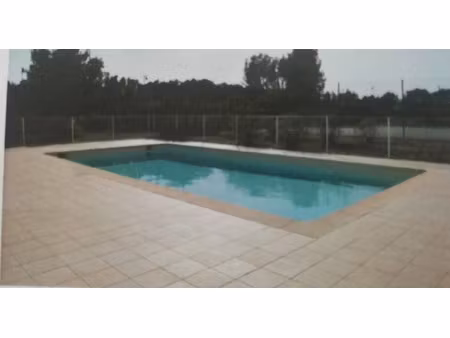 location appartement 1 pièce 33 m² à trets (13530)  600 €