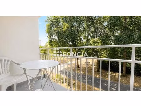 t4 lumineux de 79 m² avec balcon sur parc – résidence rénovée – saint-herblain est