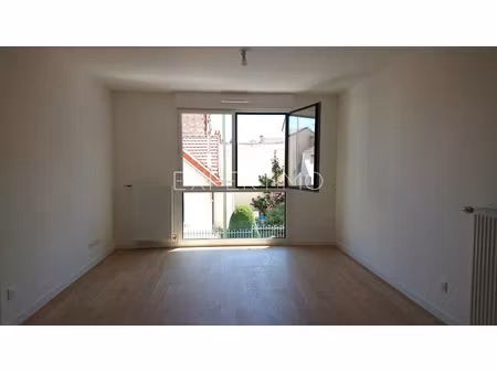 t2 42 m² avec parking  arcueil laplace