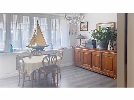 appartement bourgeois lumineux avec vue et cachet plein coeur du centre ville de boulogne 