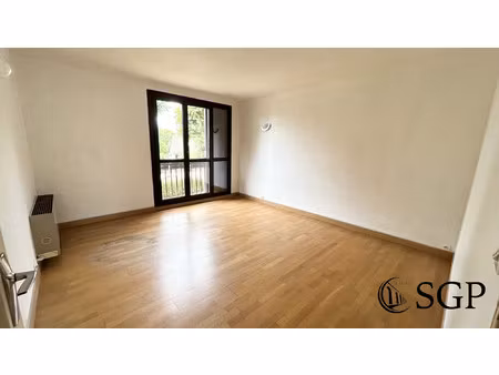 appartement buc - 2 pièces de 46 m2