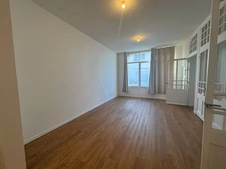location appartement 3 pièces 64 m² à fouras (17450)  750 €